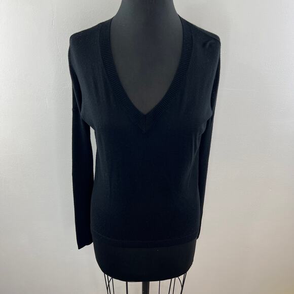 FEEL THE PIECE Black Long Sleeve V-Neckline Pullover Nylon Blend Sweater XS/S - Picture 2 of 8